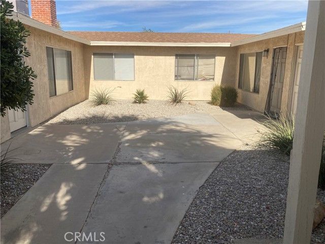 13237 Mohawk Road, Apple Valley, CA 92308