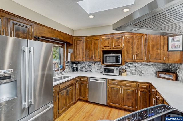 586 Welcome Wy SE, Salem, OR 97302