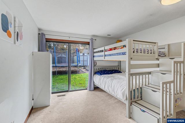 586 Welcome Wy SE, Salem, OR 97302