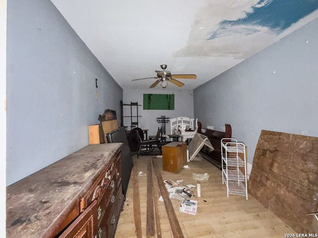 919 Florida St, San Antonio, TX 78210