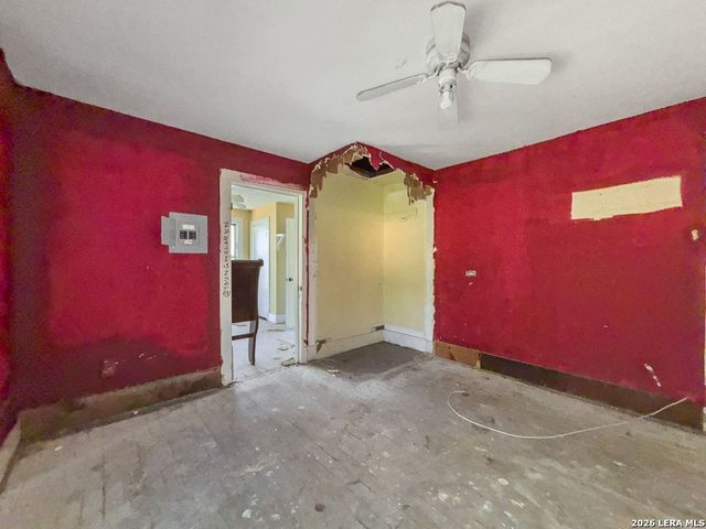 919 Florida St, San Antonio, TX 78210