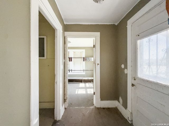 919 Florida St, San Antonio, TX 78210