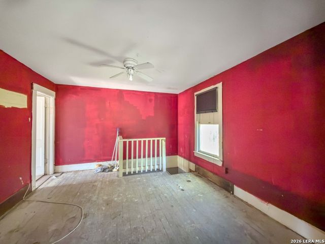919 Florida St, San Antonio, TX 78210