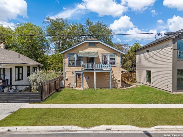 919 Florida St, San Antonio, TX 78210