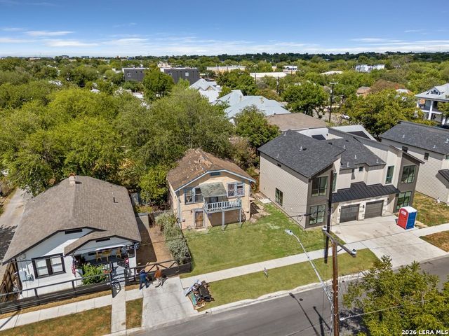 919 Florida St, San Antonio, TX 78210