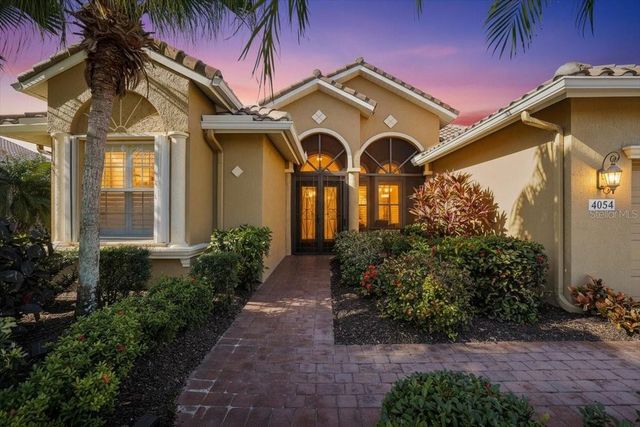 4054 65TH PLACE E, Sarasota, FL 34243