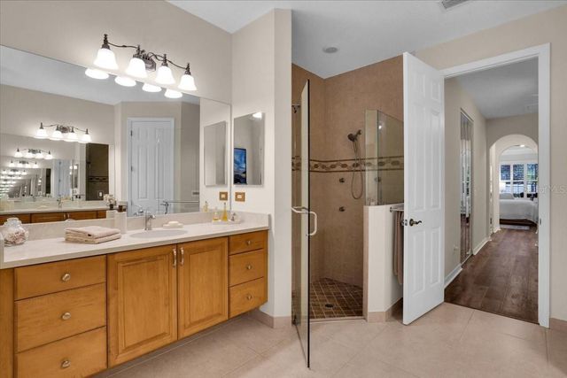 4054 65TH PLACE E, Sarasota, FL 34243