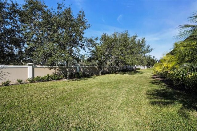 4054 65TH PLACE E, Sarasota, FL 34243