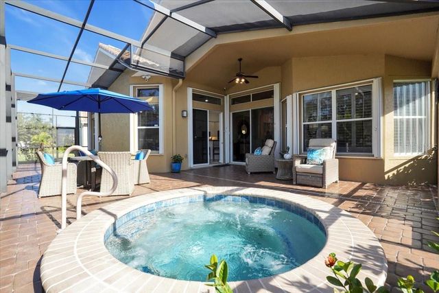 4054 65TH PLACE E, Sarasota, FL 34243