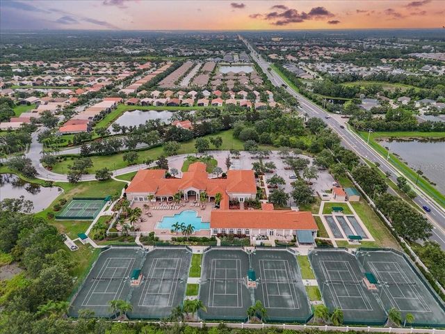 4054 65TH PLACE E, Sarasota, FL 34243