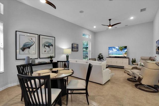 4054 65TH PLACE E, Sarasota, FL 34243