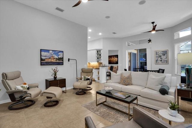 4054 65TH PLACE E, Sarasota, FL 34243