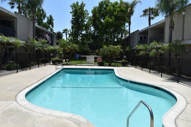 1420 HILLTOP Drive 301, Chula Vista, CA 91911