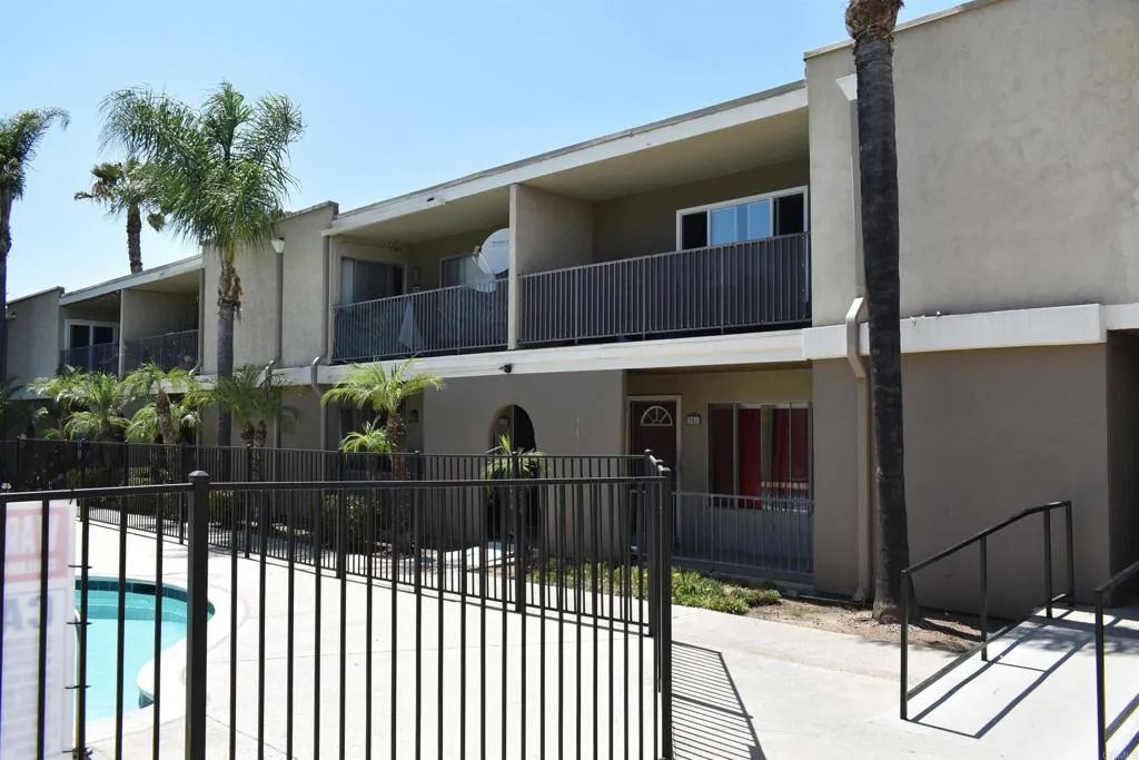 1420 HILLTOP Drive 301, Chula Vista, CA 91911