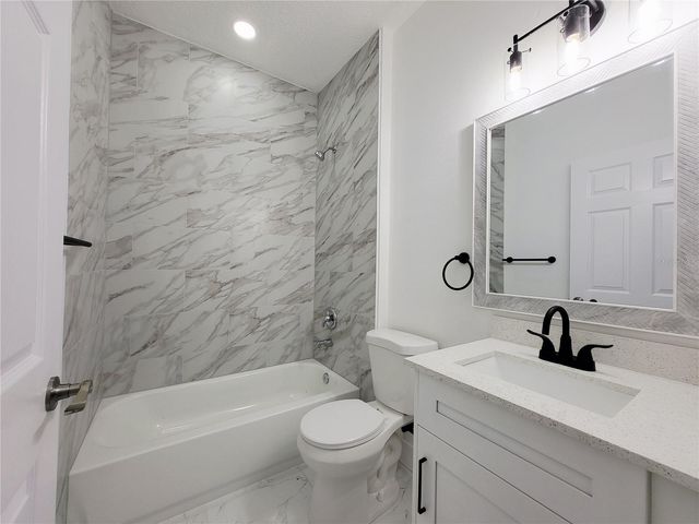 1751 NANDINA COURT NW, Palm Bay, FL 32907