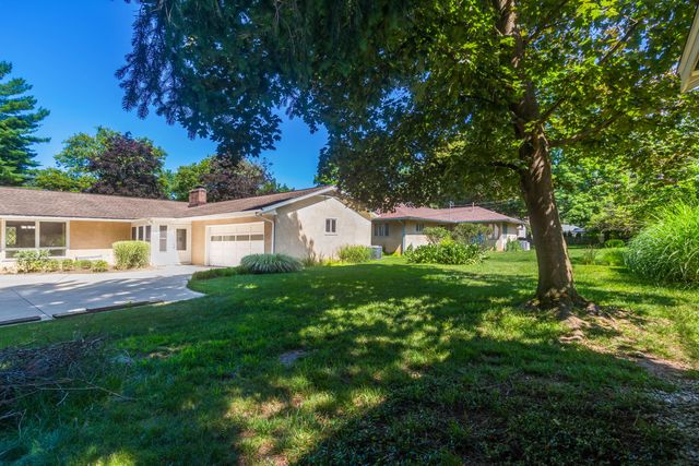 5822 Falmouth Court, Columbus, OH 43085