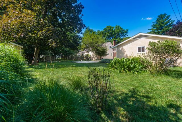 5822 Falmouth Court, Columbus, OH 43085
