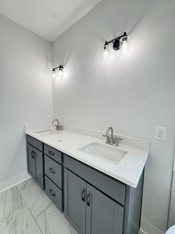 230 Low Plains Ln, Clarksville, TN 37043