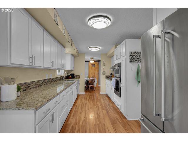 225 Nw 19TH St, Mc Minnville, OR 97128