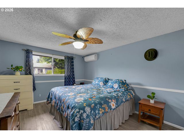 225 Nw 19TH St, Mc Minnville, OR 97128