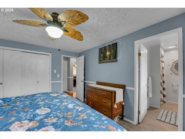 225 Nw 19TH St, Mc Minnville, OR 97128