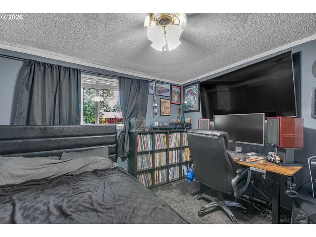 225 Nw 19TH St, Mc Minnville, OR 97128