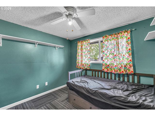 225 Nw 19TH St, Mc Minnville, OR 97128