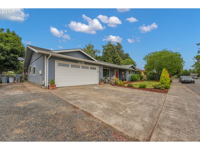 225 Nw 19TH St, Mc Minnville, OR 97128
