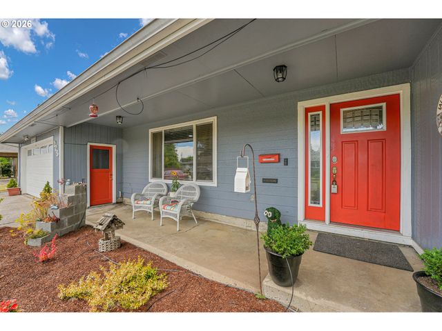 225 Nw 19TH St, Mc Minnville, OR 97128