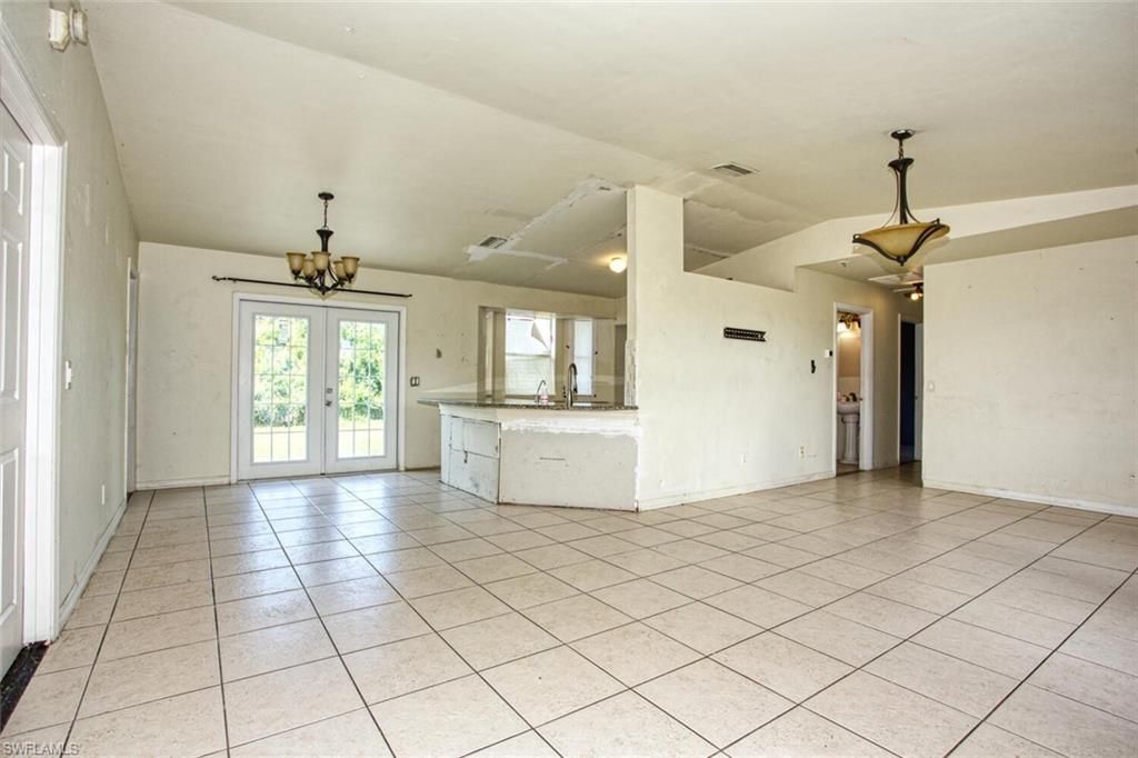 3501 38th ST SW, Lehigh Acres, FL 33976