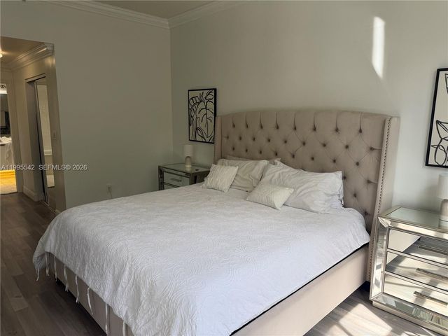 9725 NW 52nd St 111, Doral, FL 33178