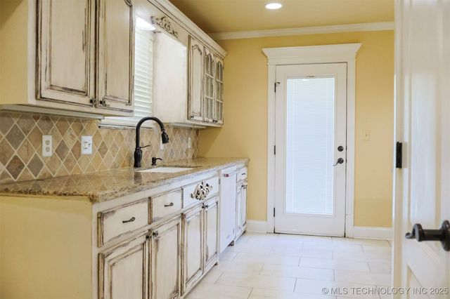 10723 N 168th East Avenue, Owasso, OK 74055