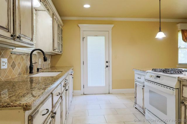 10723 N 168th East Avenue, Owasso, OK 74055