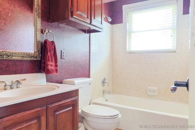 10723 N 168th East Avenue, Owasso, OK 74055