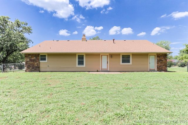 10723 N 168th East Avenue, Owasso, OK 74055