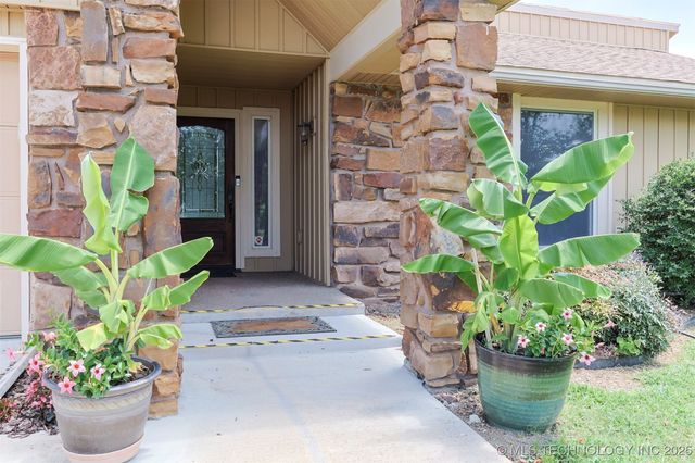 10723 N 168th East Avenue, Owasso, OK 74055