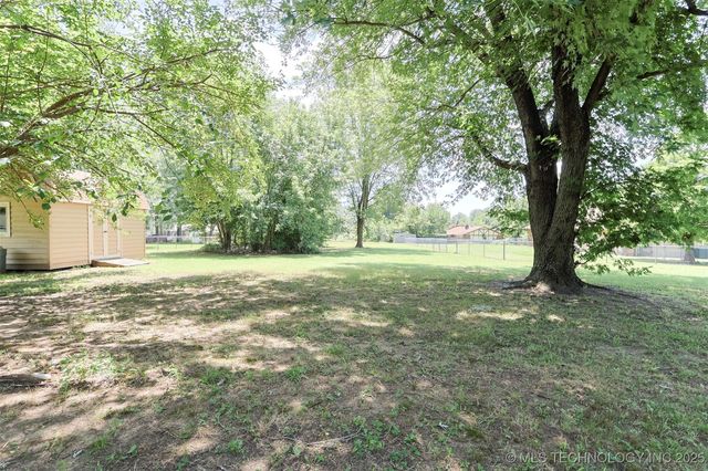 10723 N 168th East Avenue, Owasso, OK 74055