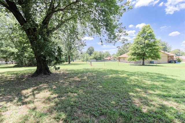 10723 N 168th East Avenue, Owasso, OK 74055