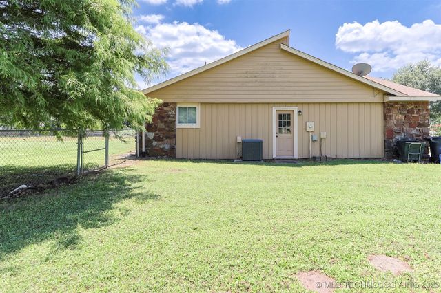 10723 N 168th East Avenue, Owasso, OK 74055