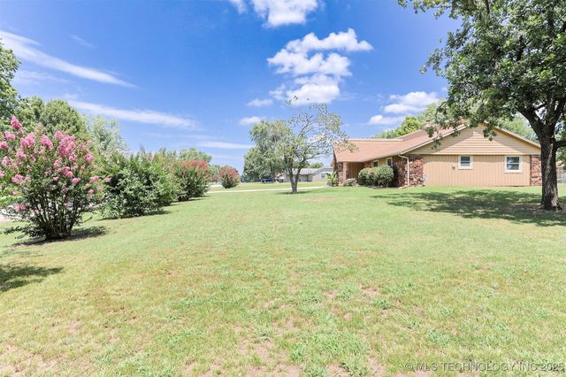 10723 N 168th East Avenue, Owasso, OK 74055