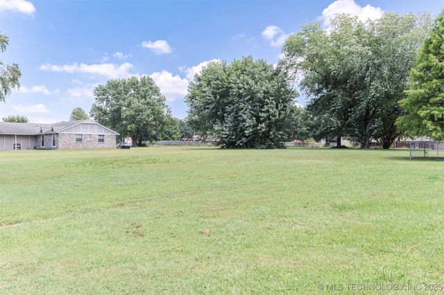 10723 N 168th East Avenue, Owasso, OK 74055