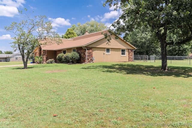 10723 N 168th East Avenue, Owasso, OK 74055