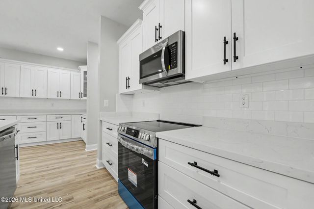 1738 Garden Park Drive, Biloxi, MS 39531