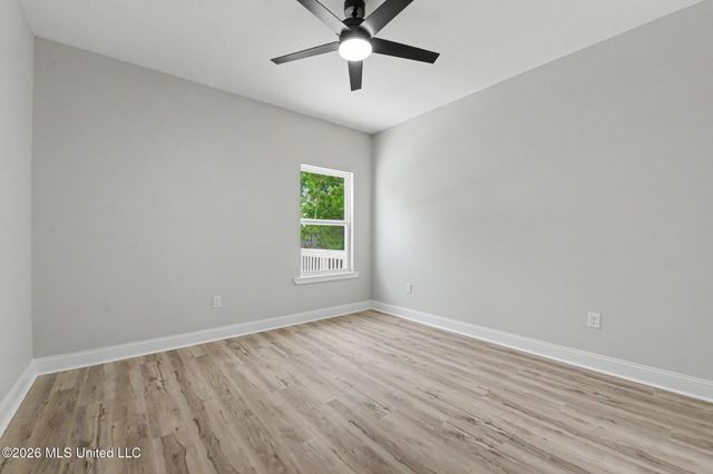 1738 Garden Park Drive, Biloxi, MS 39531