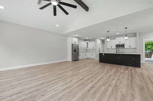 1738 Garden Park Drive, Biloxi, MS 39531