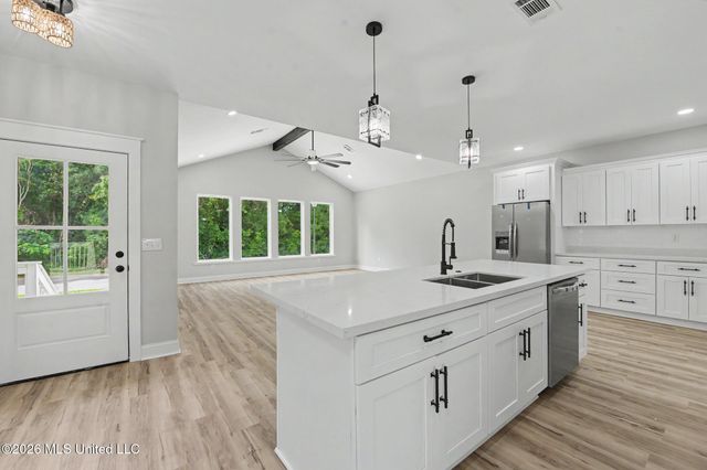 1738 Garden Park Drive, Biloxi, MS 39531
