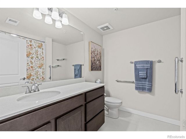 330 High Point Drive 103, Longmont, CO 80504