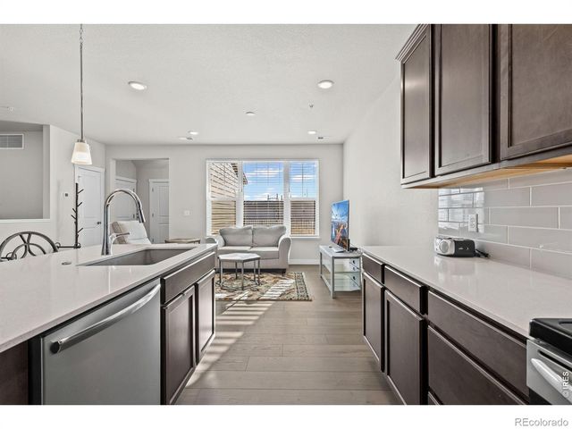 330 High Point Drive 103, Longmont, CO 80504