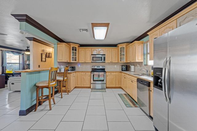 5201 SW 22nd Street, West Park, FL 33023