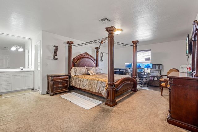 5201 SW 22nd Street, West Park, FL 33023